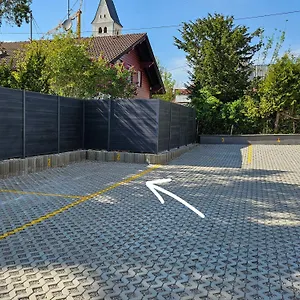 Apartment Better L Modern L Tischkicker, Altusried